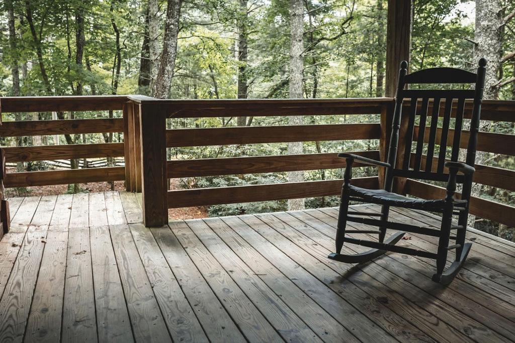 Blueberry Hideaway At 36 North Cabin - Hot Tub Purlear Exterior foto